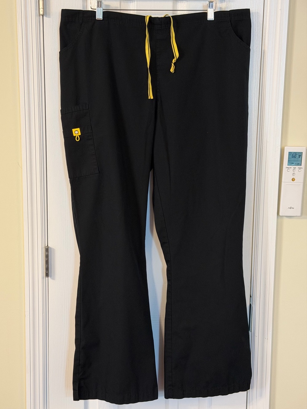 WonderWink Origins Romeo Scrub Pants 2X Tall Black Cargo Flare 5026T